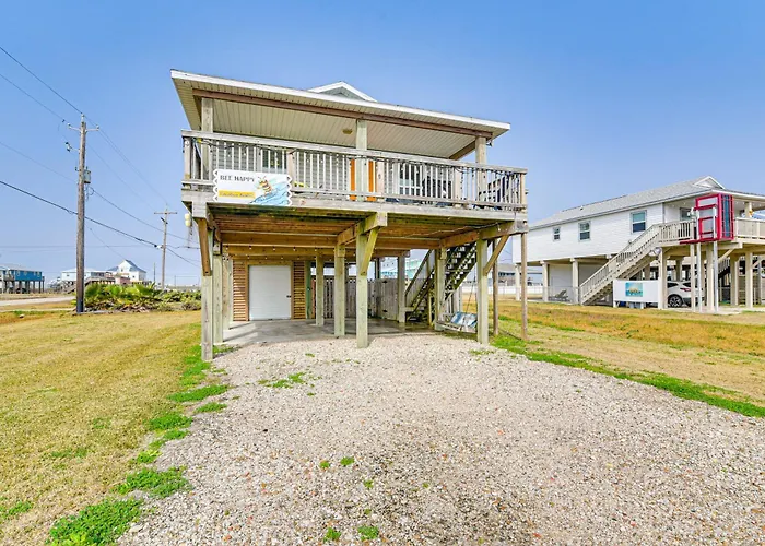 Walk To Beach; Surfside Beach Home W/ Deck