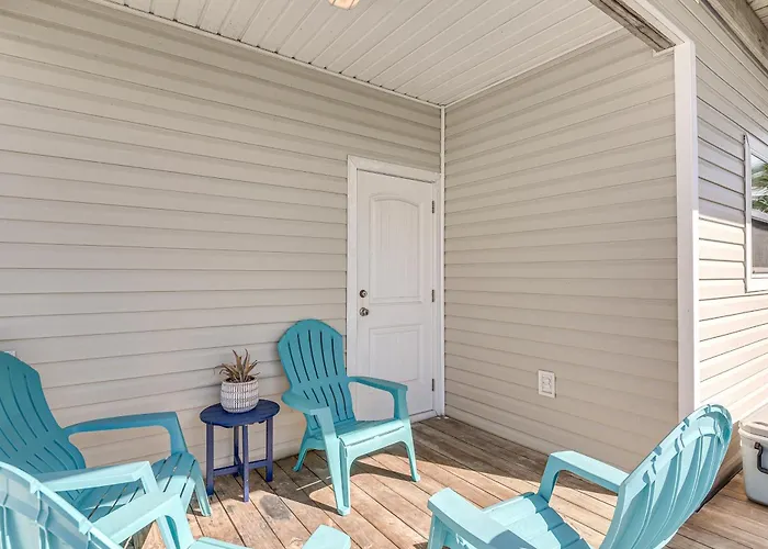 1 Min Walk To Beach: A Surfside Beach Favorite!